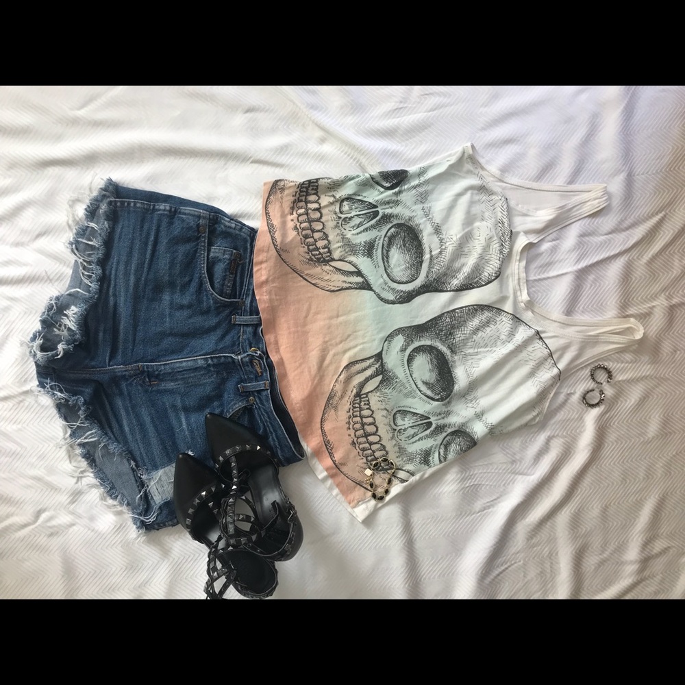 Double skull tank top